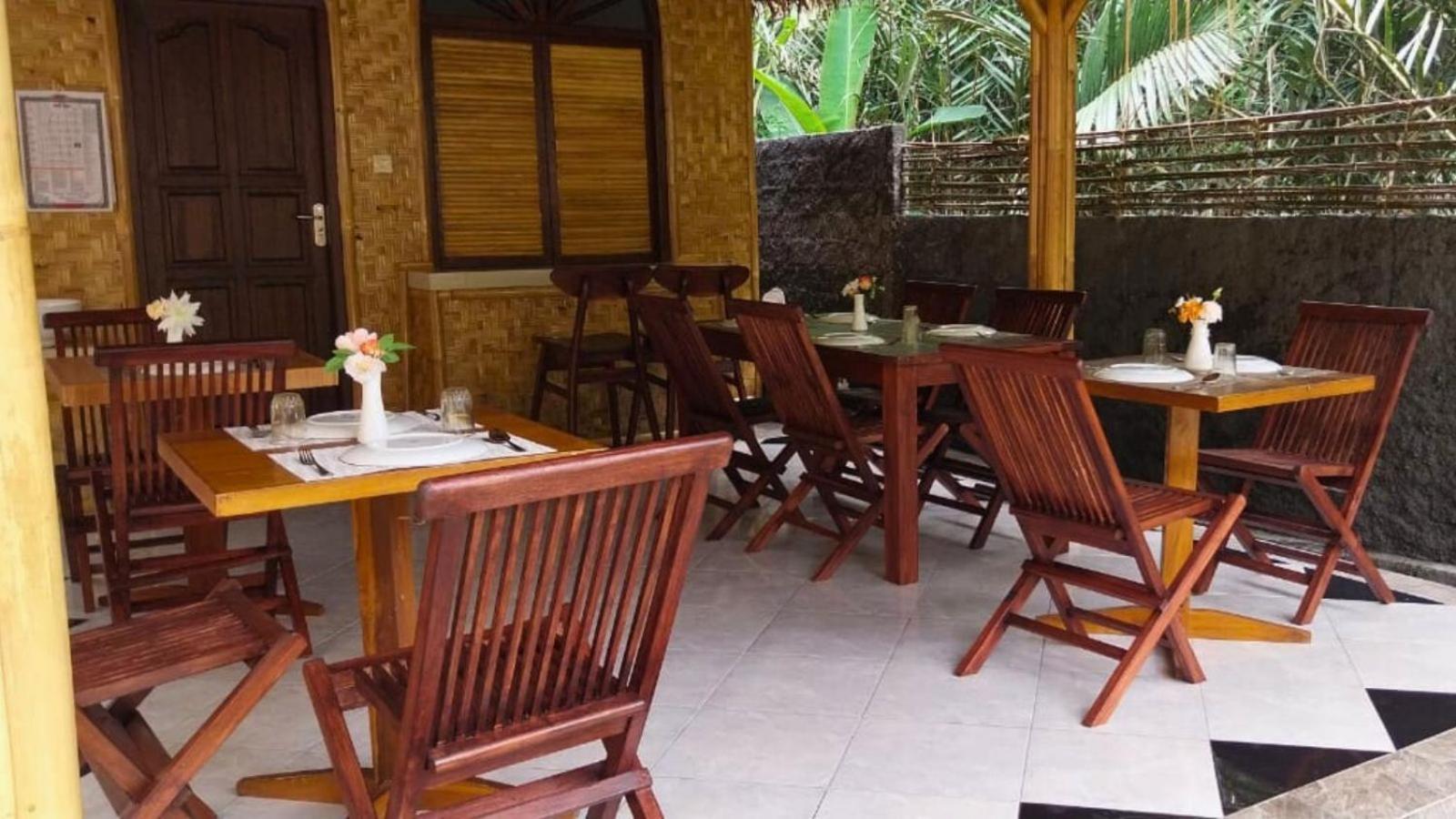 Pondok Sapta Sallaca Selat Bagian luar foto