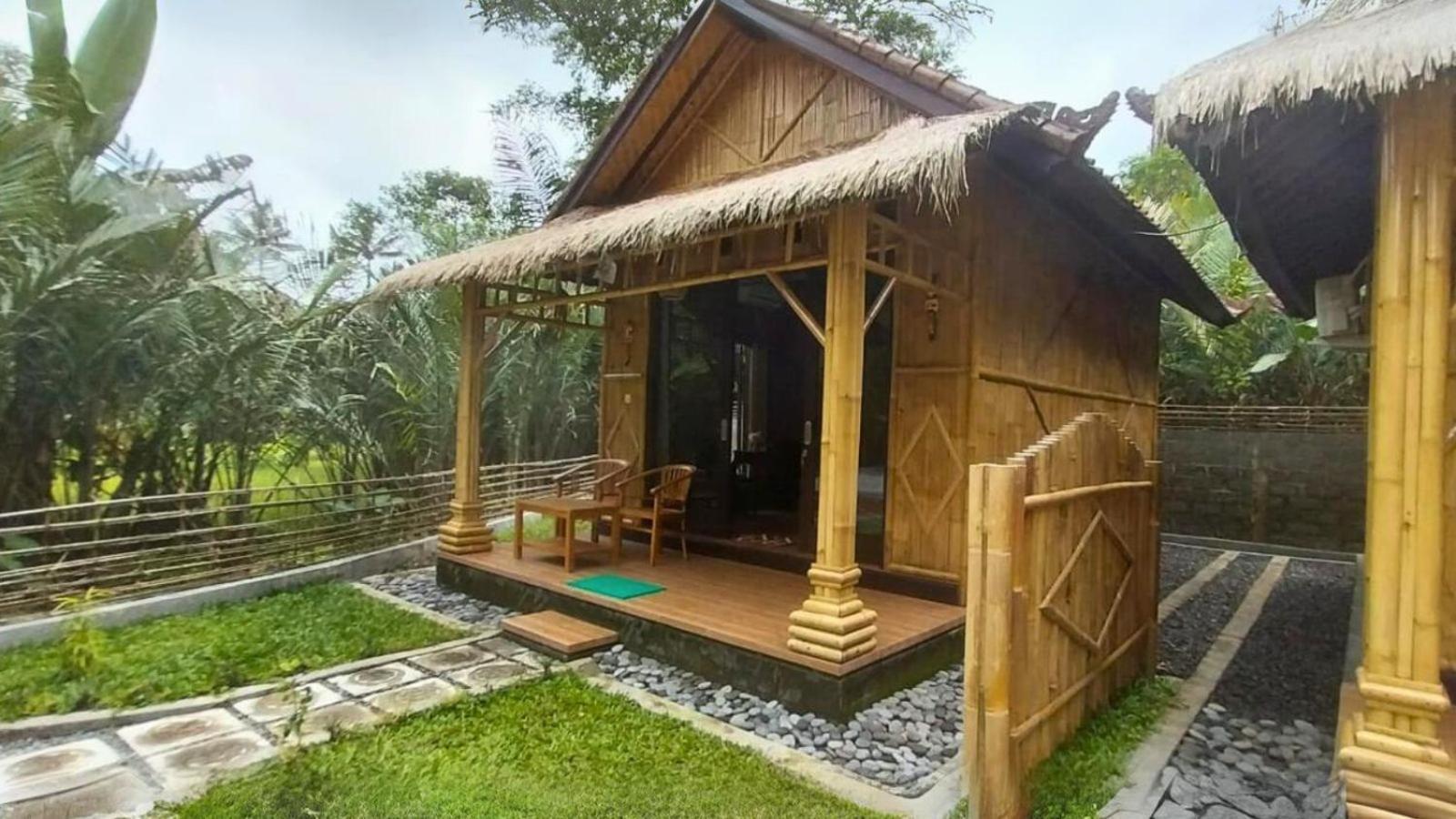 Pondok Sapta Sallaca Selat Bagian luar foto