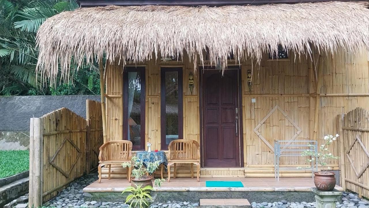 Pondok Sapta Sallaca Selat Bagian luar foto